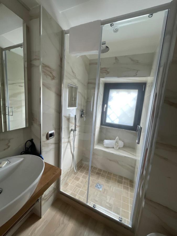 Le Chic Rooms Naples Extérieur photo